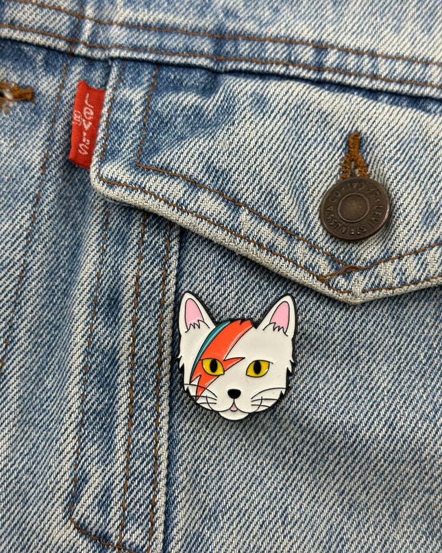 Lightning Cat Pin - Bold Accessory for Cat Lovers