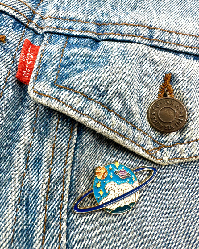 Wave Planet Pin - Ocean-Inspired Nature Accessory