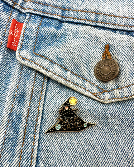 Bisexual Sorcerer Pin - Inclusive Wizard Accessory