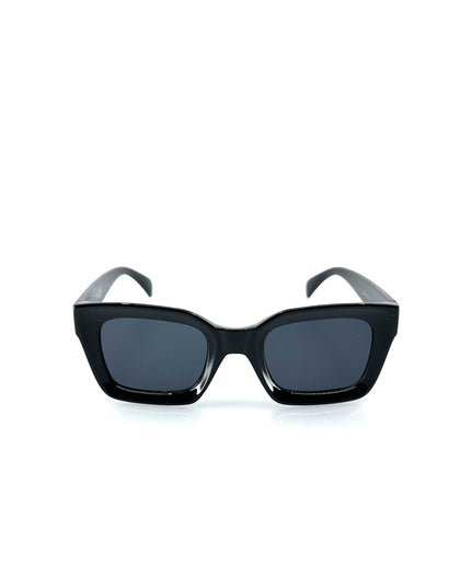 Classic Black Brimmed Accessory for All Occasions