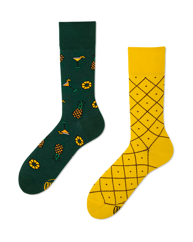 Many Mornings Zokni - Pineapples Fun Socks Collection