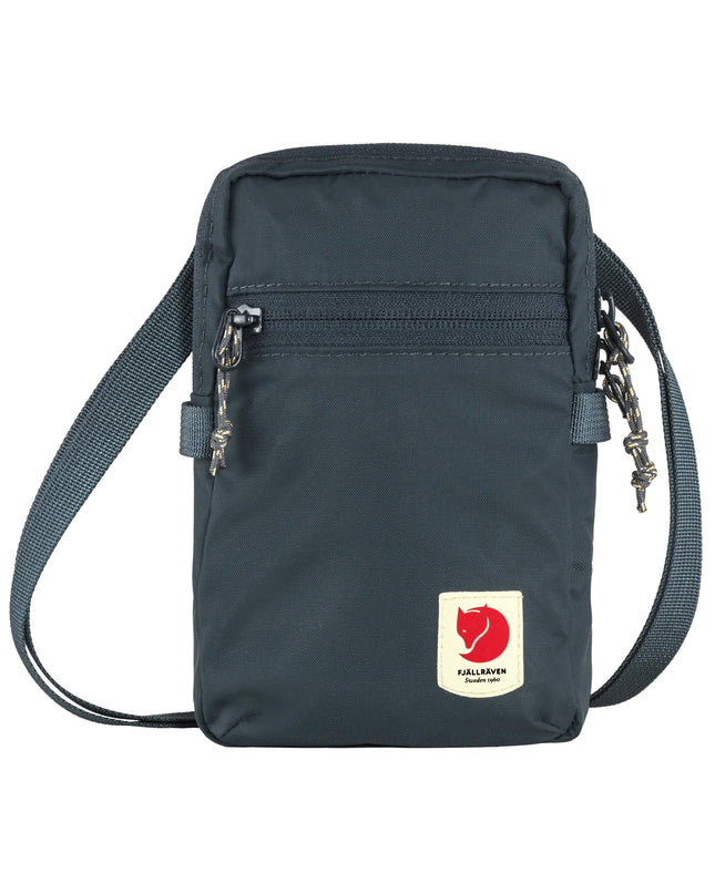 Fjallraven High Coast Pocket in Navy Blue