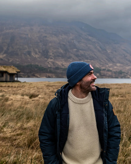 Fjallraven 1960 Lite Logo Hat in Classic Black