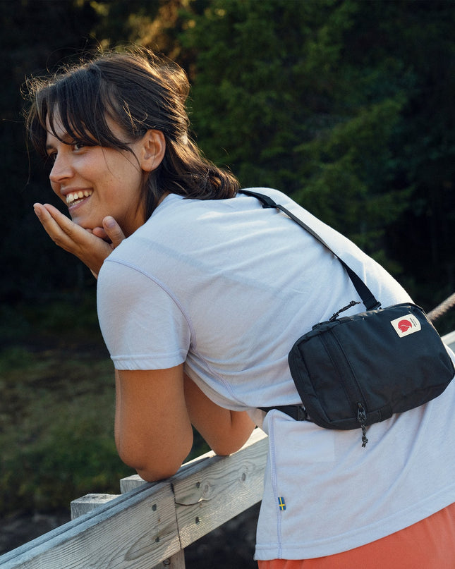 Fjallraven High Coast Pocket in Clay