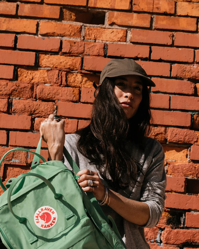 Fjallraven Kanken in Apple Mint