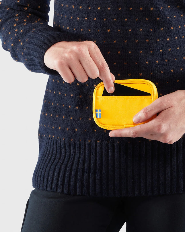 Fjallraven Kanken Card Wallet in Sky Blue