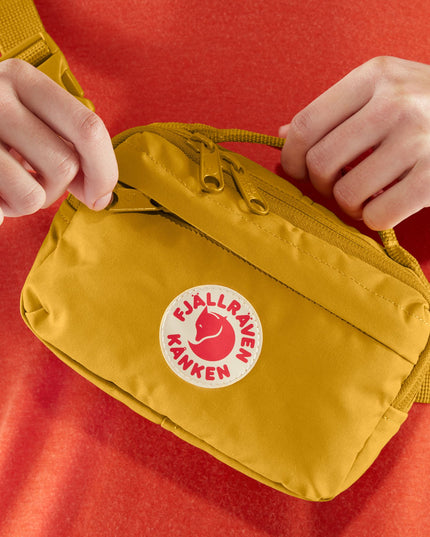 Fjallraven Kanken Hip Pack - Blackberry