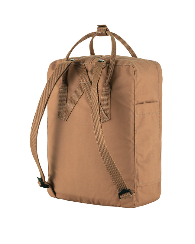 Fjallraven Kanken in Khaki Dust