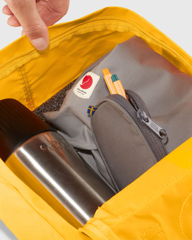 Fjallraven Kanken Mini in Graphite Color