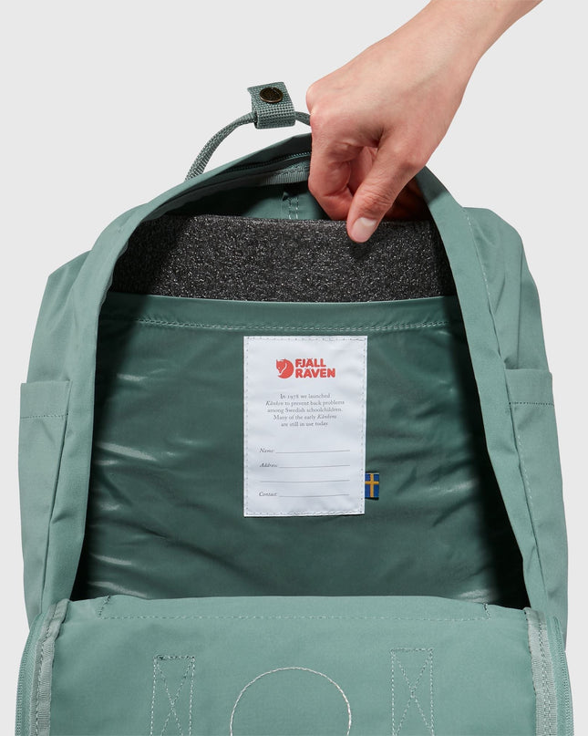 Fjallraven Kanken in Cobalt Blue
