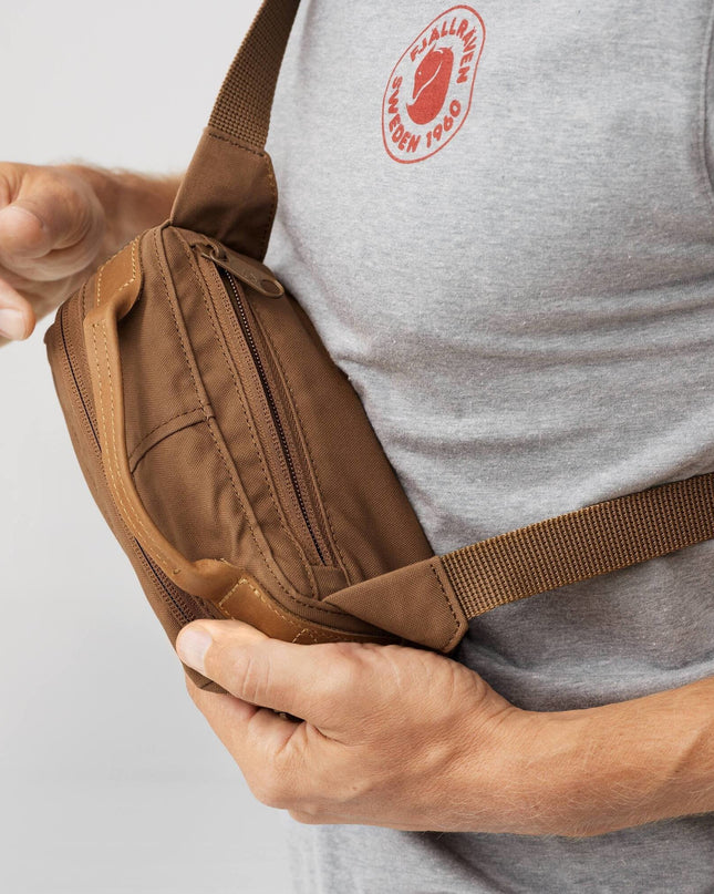 Fjallraven Kanken No. 2 Hip Pack in Hazel Brown