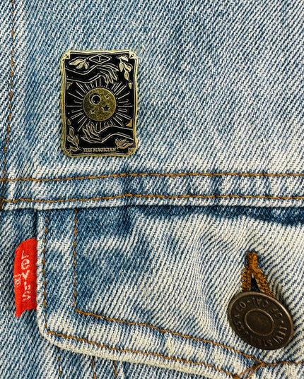 Dark Tarot Magician Brooch