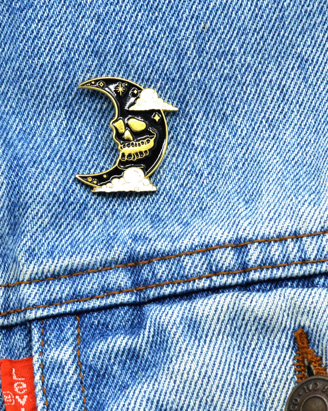 Kitűző - Dark Moon Unique Accessory for Style