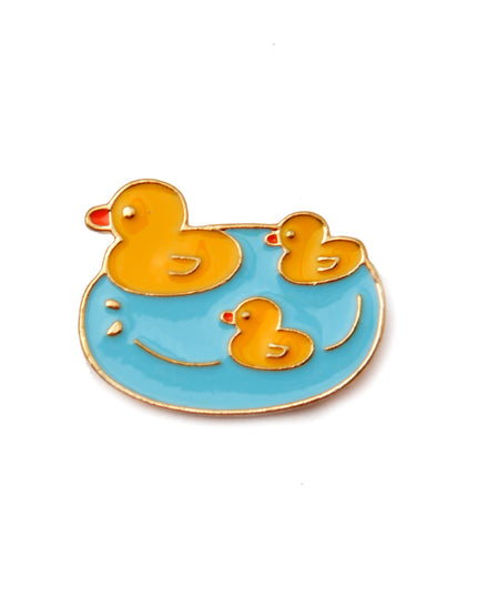 Little Duck Bathing Brooch - Playful Accessory