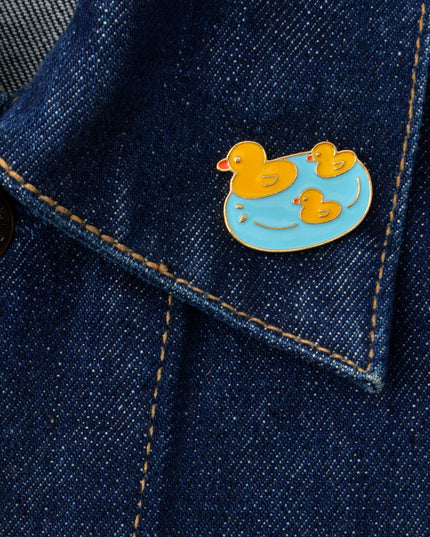 Little Duck Bathing Brooch - Playful Accessory
