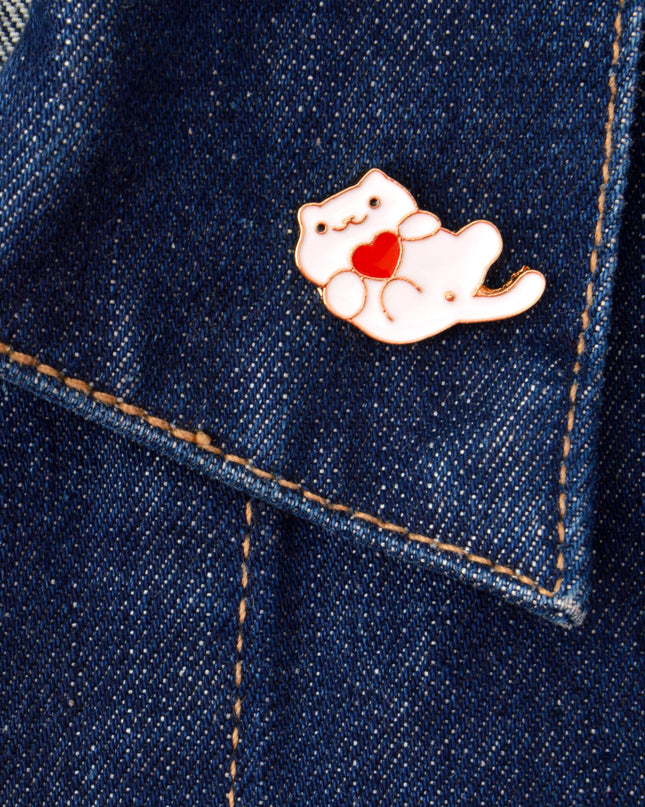 Heart Cat Brooch - Cute Holiday Accessory for Everyone