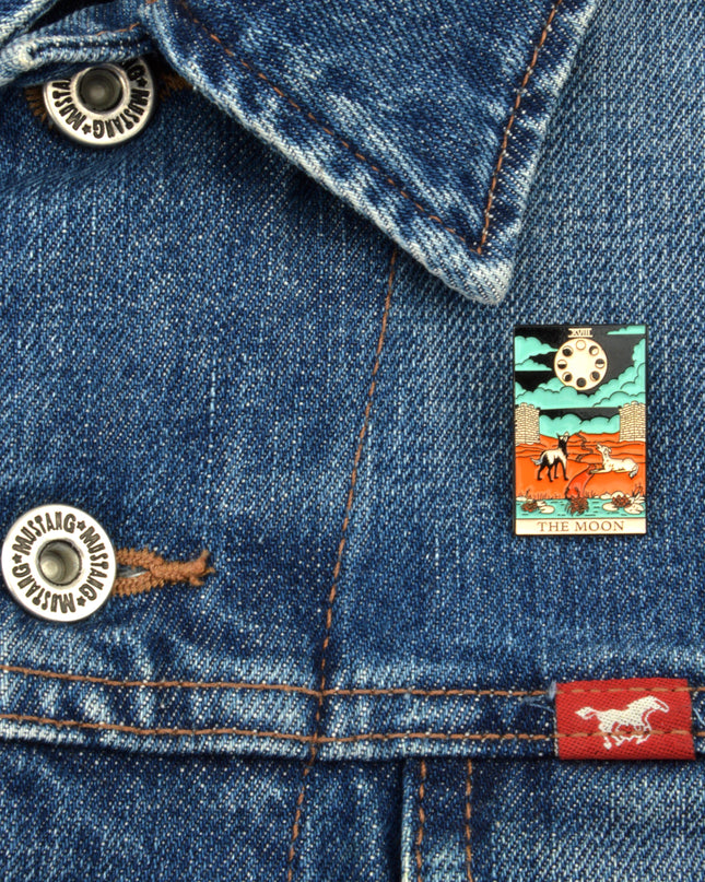 Tarot Brooch - The Moon II Halloween Costume Accessory