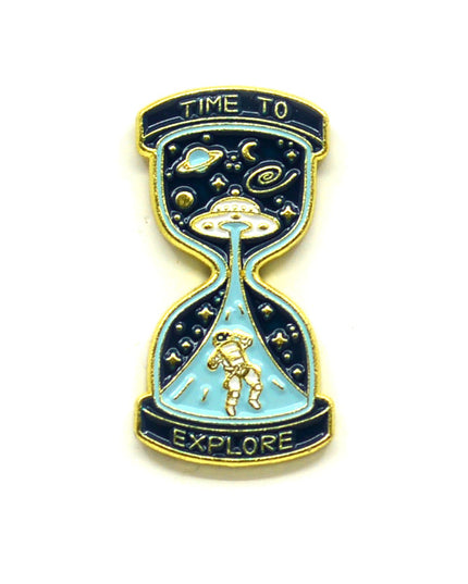 Kitűző - Time to Explore Adventure Accessory