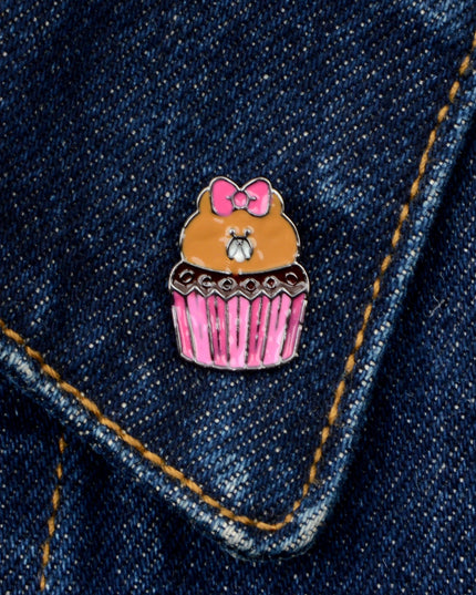 Muffin Brooch