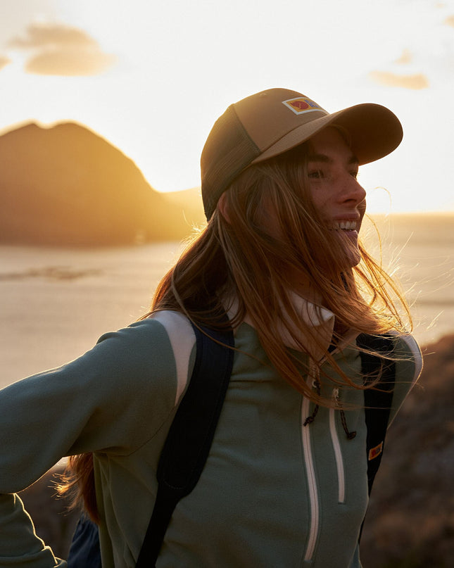 Fjallraven Vardag Long Sleeve Cap in Timber Brown