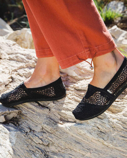 TOMS Alpargata - Moroccan Crochet Black Slippers