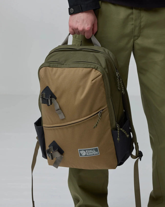 Fjallraven Vardag 17 Backpack - Green Clay
