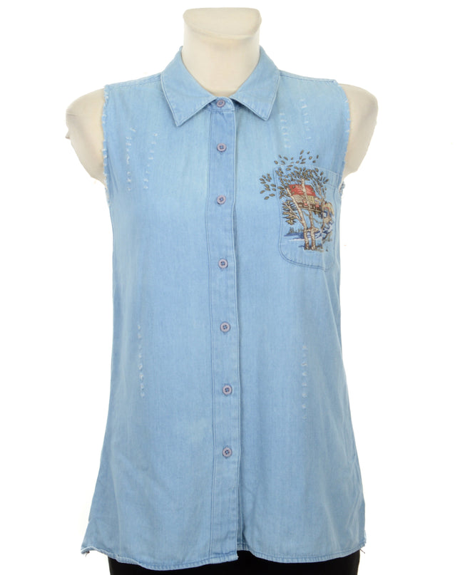 Vintage Shirt - Embroidered Design for Classic Style